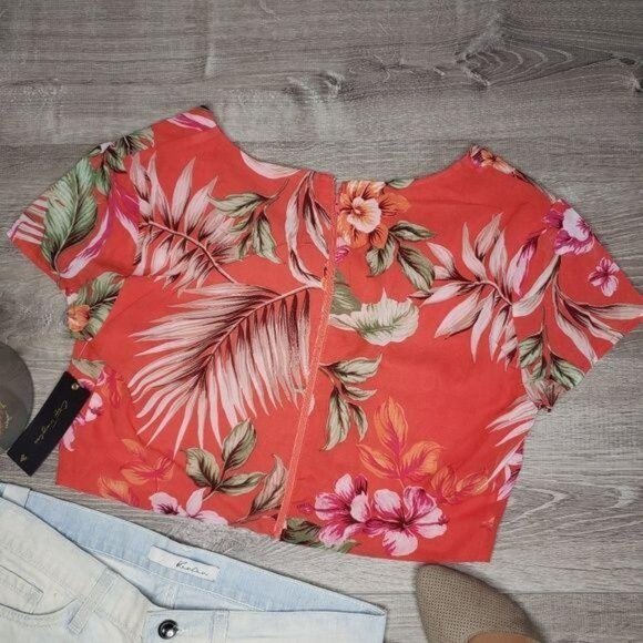 City Triangle Womens Floral Crop Top With Tropical Print Size 13 Coral Short Sle - Picture 4 of 7